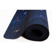 Cargar imagen en el visor de la galería, TAPETE o playmat DE NEOPRENO 150X90 CM - GALAXIA